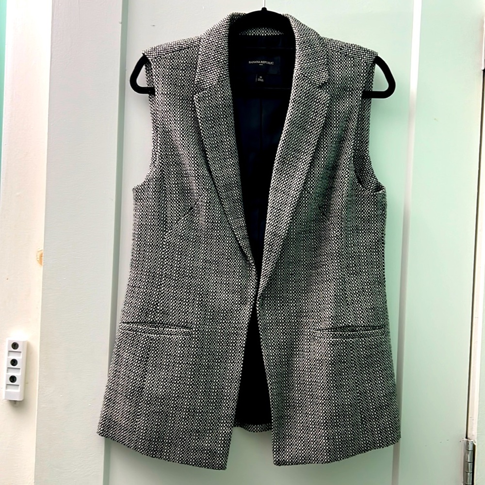Banana Republic M lined tweed vest